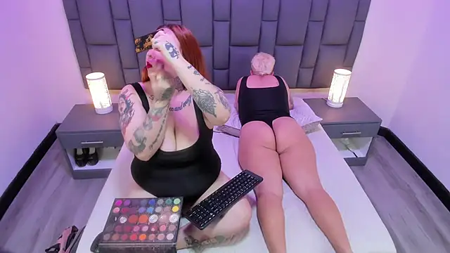 MiaYMolly online show from 03/18/25, 10:14