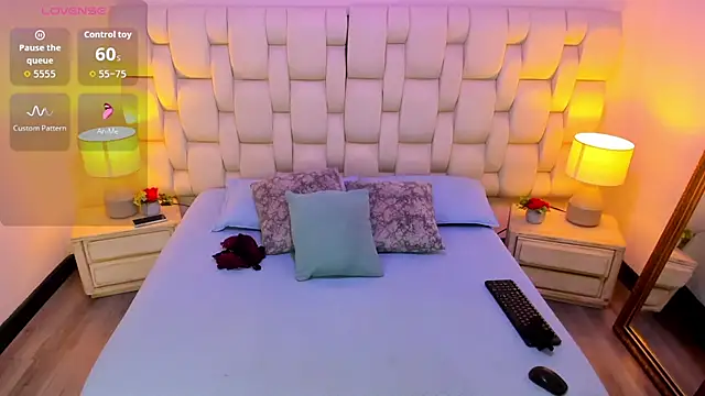 MiaYMolly online show from 01/10/26, 10:39