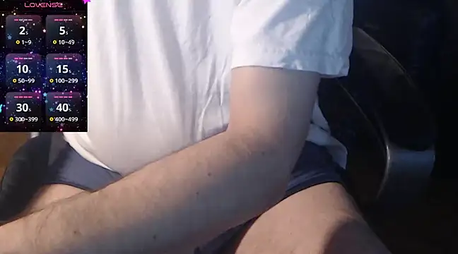 Snapshot of steffencamboy chatting on 12/26/24, 09:44 steffencamboy online show from 12/26/24, 09:44