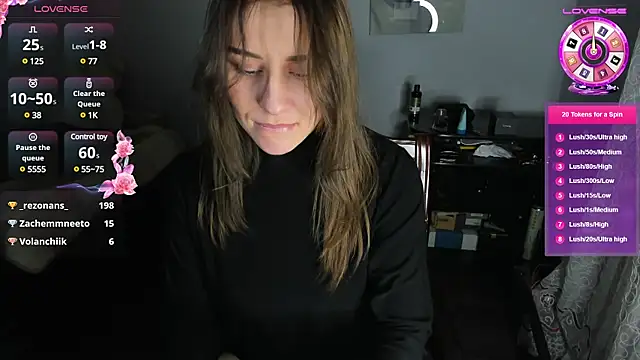 Snapshot of KindKristy chatting on 01/11/25, 08:00 KindKristy online show from 01/11/25, 08:00