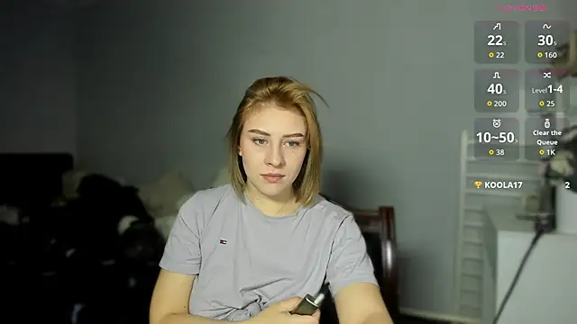 Snapshot of KindKristy chatting on 11/23/25, 05:29 KindKristy online show from 11/23/25, 05:29