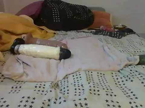 Snapshot of SLAVEFORALL99 chatting on 02/19/26, 12:23 SLAVEFORALL99 online show from 02/19/26, 12:23