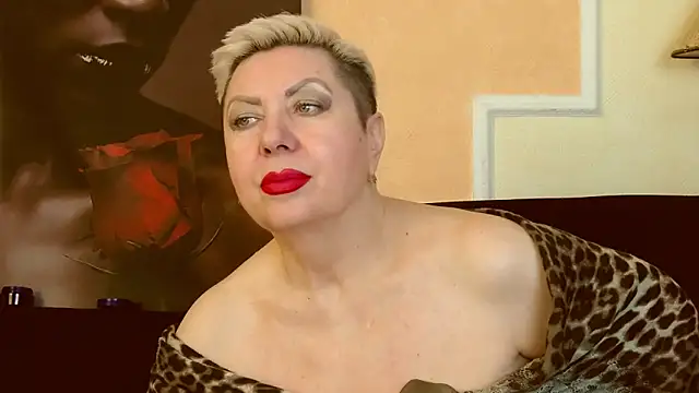 LadyPosh online show from 01/24/25, 10:08