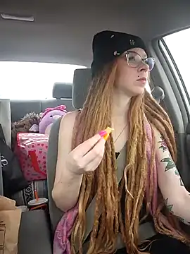 LucidLucy online show from 03/02/25, 06:40