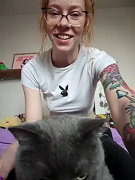 LucidLucy online show from 03/15/25, 04:10