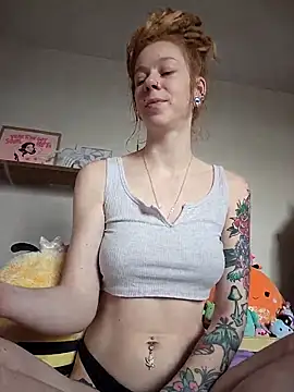 LucidLucy online show from 03/16/25, 04:45