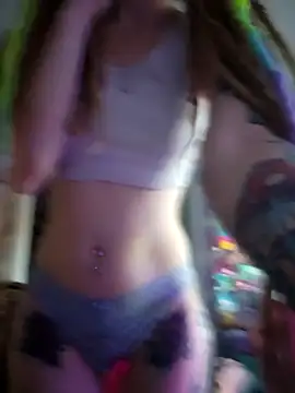 LucidLucy online show from 11/20/25, 01:00