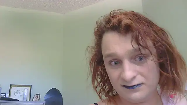 kimsupremesissy online show from 04/08/26, 03:45