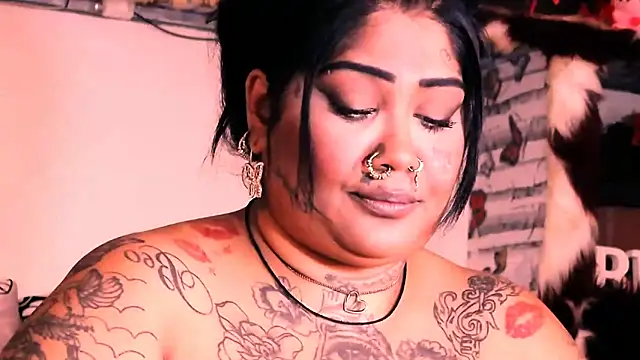 Snapshot of indian_dreamgirl chatting on 10/15/25, 08:53 indian dreamgirl online show from 10/15/25, 08:53