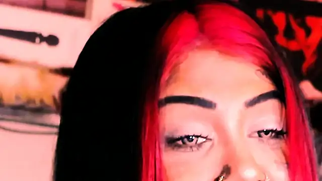 Snapshot of indian_dreamgirl chatting on 11/08/25, 10:30 indian dreamgirl online show from 11/08/25, 10:30