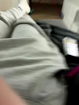 Snapshot of Io1994 chatting on 01/07/26, 01:08 Io1994 online show from 01/07/26, 01:08