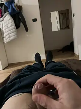 Snapshot of Io1994 chatting on 02/24/26, 11:25 Io1994 online show from 02/24/26, 11:25