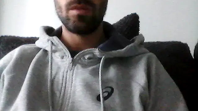 Snapshot of juju156111 chatting on 10/12/25, 07:51 juju156111 online show from 10/12/25, 07:51