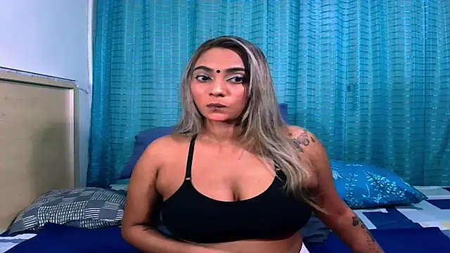 Snapshot of sexyindianchic chatting on 06/16/26, 05:48 sexyindianchic online show from 06/16/26, 05:48