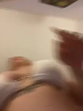 Snapshot of SofiaJoy chatting on 03/19/25, 07:38 SofiaJoy online show from 03/19/25, 07:38