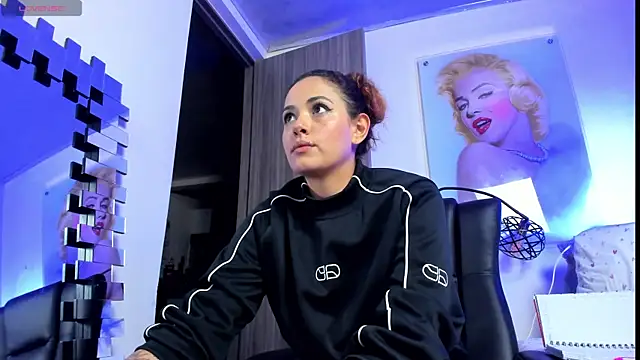 KimberlySaen online show from 01/13/26, 11:54