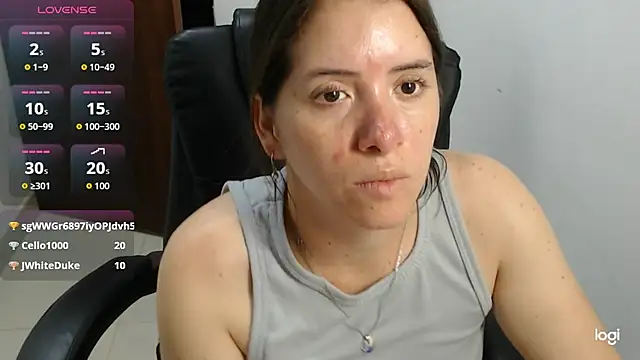 spicey latina online show from 05/27/26, 01:57