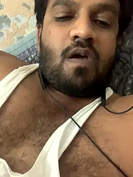 Snapshot of Rocky_1907 chatting on 10/31/25, 07:48 Rocky 1907 online show from 10/31/25, 07:48