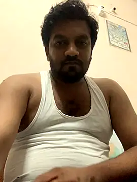 Snapshot of Rocky_1907 chatting on 12/20/25, 09:00 Rocky 1907 online show from 12/20/25, 09:00