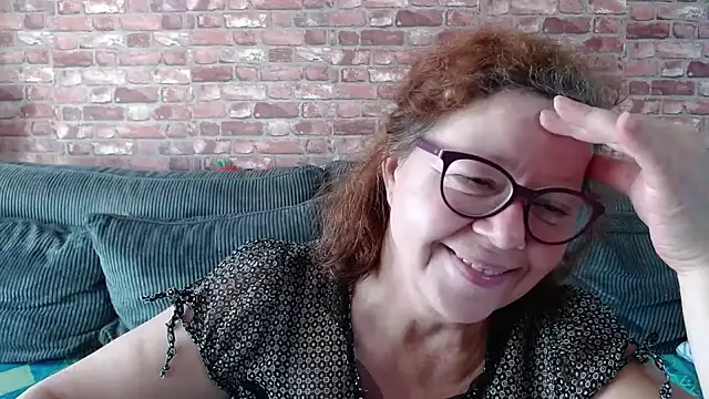 Adelewildx online show from 12/13/24, 11:23