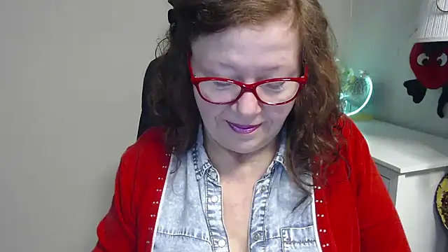 Adelewildx online show from 03/12/25, 04:41