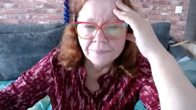 Adelewildx online show from 12/17/25, 11:38