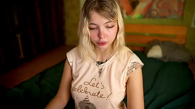 Allison Cuty online show from 10/17/25, 08:44