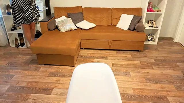 CaringSophie online show from 11/23/25, 10:04