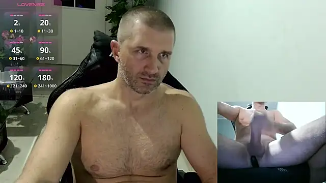 Snapshot of Maribor chatting on 09/15/25, 02:33 Maribor online show from 09/15/25, 02:33