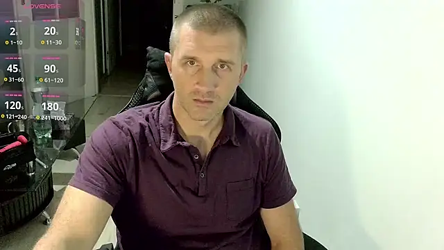 Snapshot of Maribor chatting on 09/17/25, 09:05 Maribor online show from 09/17/25, 09:05