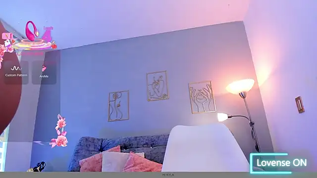 Snapshot of KylaMorrison chatting on 10/01/25, 05:08 KylaMorrison online show from 10/01/25, 05:08