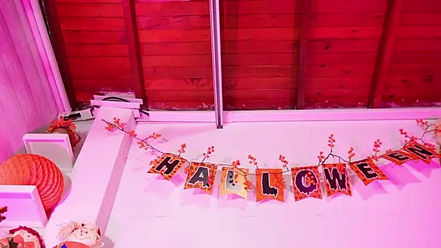 emyli sw  online show from 10/17/25, 03:10