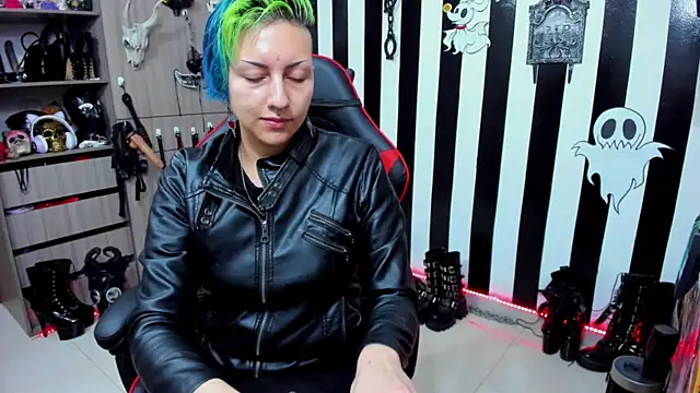 Mistress Yelena online show from 12/02/24, 04:42