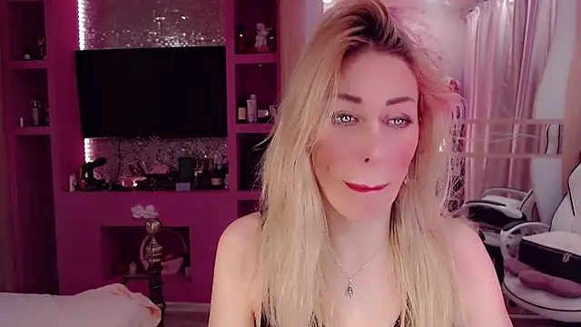 AnnieGOld  online show from 11/17/25, 07:41