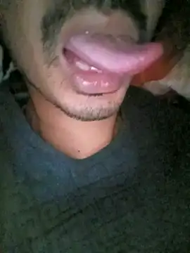 dreamtoungelick69 online show from 01/13/26, 05:07