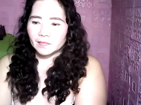 hotpusie 4u online show from 11/10/25, 06:29