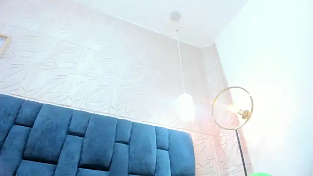 Snapshot of Rebecca_Mitchell chatting on 03/17/25, 06:00 Rebecca Mitchell online show from 03/17/25, 06:00