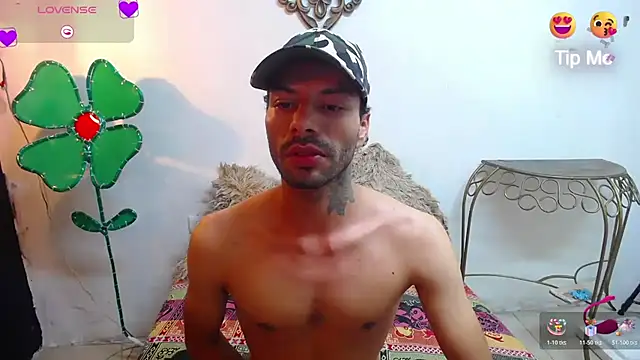 Snapshot of SexyKataShow chatting on 11/19/25, 11:43 SexyKataShow online show from 11/19/25, 11:43