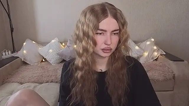 ViolettaLopez online show from 03/12/26, 12:55