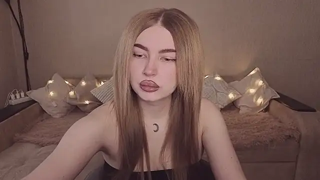 ViolettaLopez online show from 03/28/26, 02:27