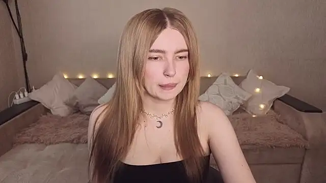 ViolettaLopez online show from 06/16/26, 03:03