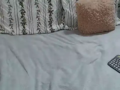 Snapshot of samantha_20x chatting on 01/12/25, 02:24 samantha 20x online show from 01/12/25, 02:24