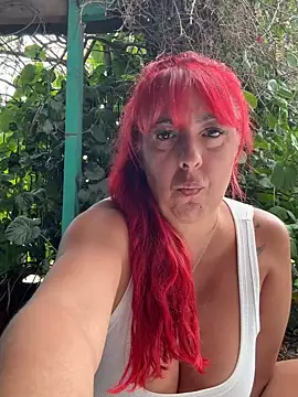 sofy alone online show from 02/12/26, 01:06