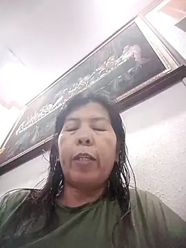 TropicalFlower online show from 10/17/25, 01:31