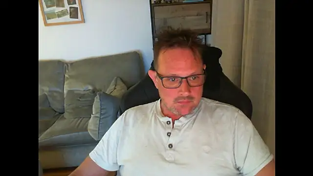 Snapshot of ZebedeePirate chatting on 03/20/25, 09:24 ZebedeePirate online show from 03/20/25, 09:24