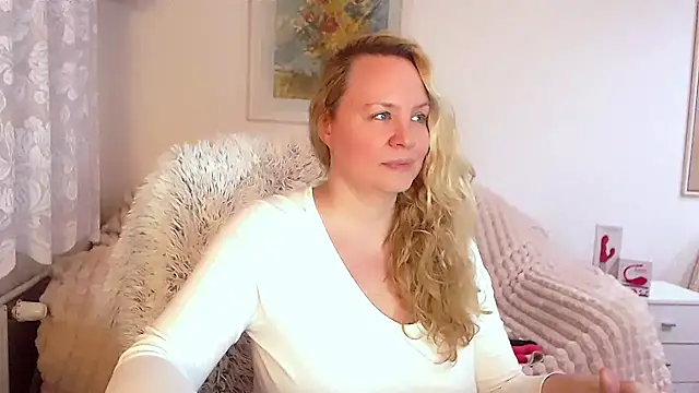 Sarah4you online show from 02/01/25, 10:02