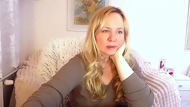 Sarah4you online show from 02/04/25, 09:41