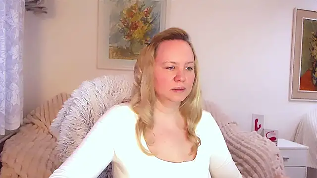 Sarah4you online show from 02/16/25, 04:10