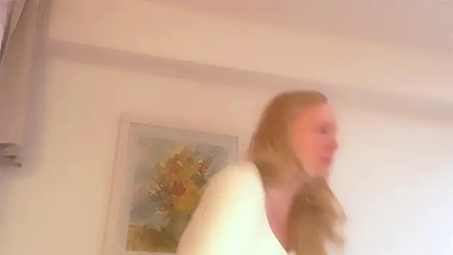 Sarah4you online show from 02/22/25, 05:24