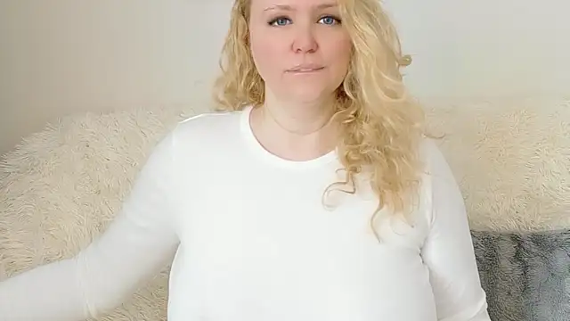 Sarah4you online show from 04/04/26, 12:24